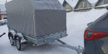 Двухосный прицеп МЗСА 817731 и Лада Ларгус. Движение. ЦЛП АРИВА Ижевск